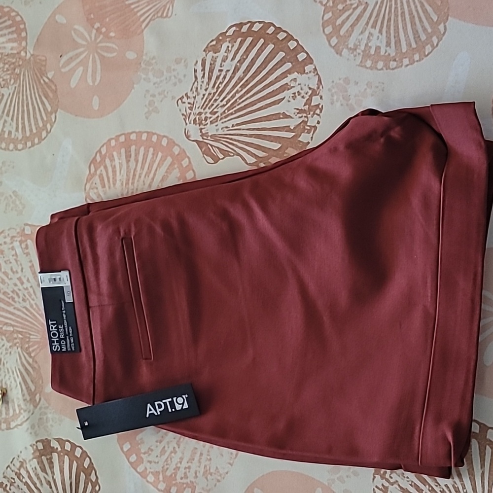 Apt. 9 Midrise Shorts NEW 10